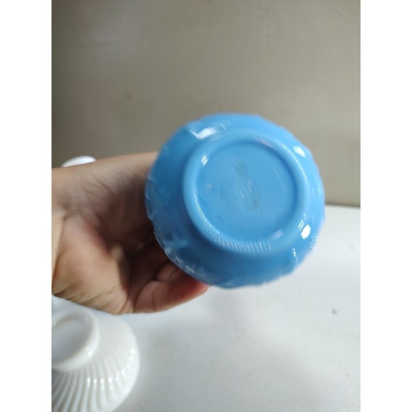 Vintage Avon Courting Lamp Brocade Cologne Blue Milk Glass Decanter Bottles Set - Picture 11 of 14